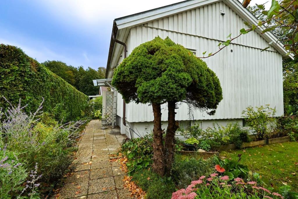 House For Workers & Familys Volvo Villa Göteborg Exterior foto